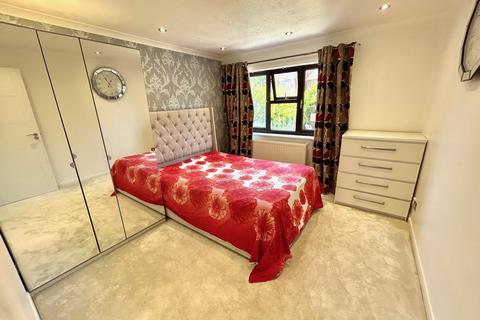 1 bedroom in a house share to rent, Leafield Rise, Milton Keynes, MK8