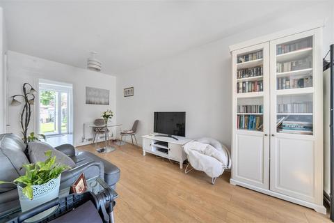 2 bedroom semi-detached house for sale, Sunray Avenue, Bromley