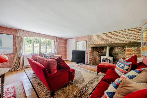 6 bedroom farm house for sale, Wrens Road, Sittingbourne ME9