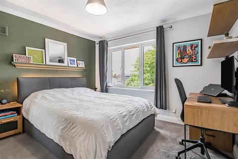 undefined, Thomas Lodge, West Avenue, Walthamstow, London, E17