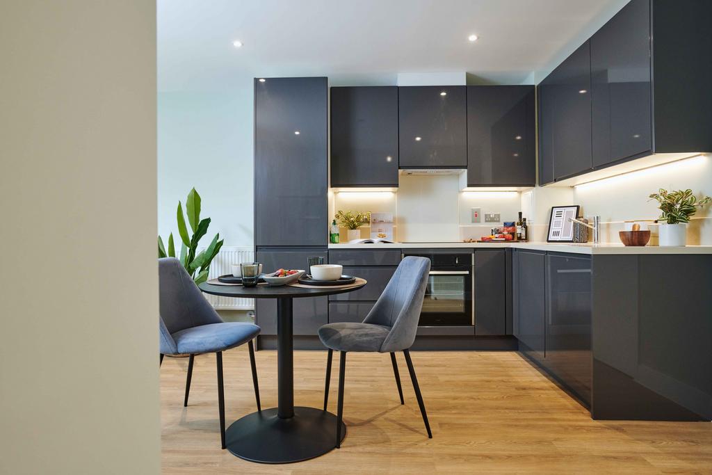 Apartment in Milton Keynes, Central Milton Keynes - View 3