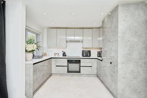 3 bedroom bungalow for sale, Debourne Close, Cowes, Isle of Wight, PO31