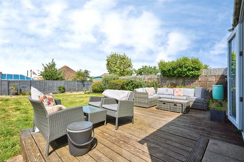 3 bedroom bungalow for sale, Debourne Close, Cowes, Isle of Wight, PO31