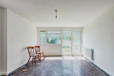 2 bedroom flat for sale, Highams Hill, Crawley