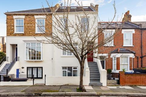 Priory Road, London, W4