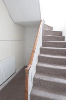 2 bedroom apartment to rent, Cowick Street, Exeter EX4