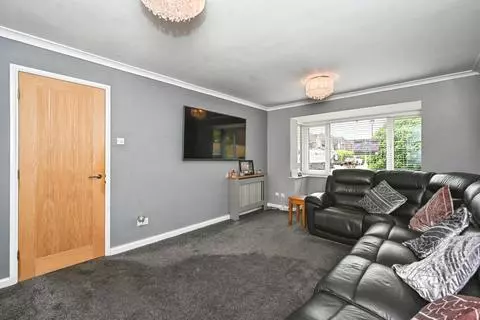 4 bedroom detached house for sale – pohled 3