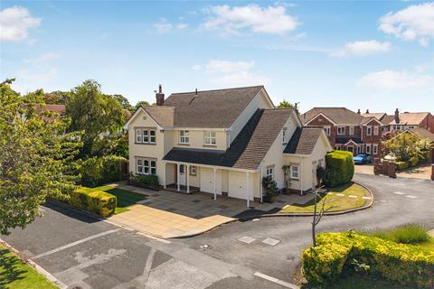 4 bedroom detached house for sale, Hilbre Close, Churchtown, Merseyside, PR9