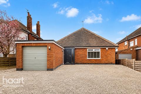 3 bedroom detached house for sale, Grantham Road, Radcliffe on Trent