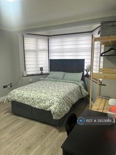 2 bedroom flat to rent, Everton Drive, Stanmore, HA7