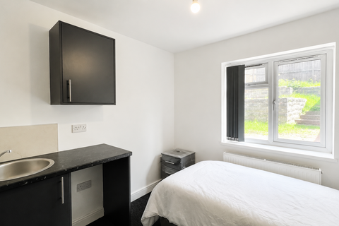 5 bedroom semi-detached house for sale, Castle Acre, Monkston MK10