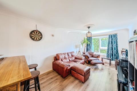 2 bedroom ground floor flat for sale, Zion Place, Ebbw Vale