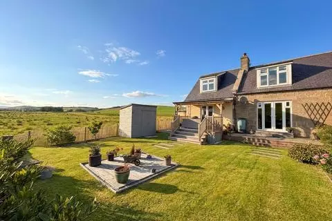 3 bedroom property for sale