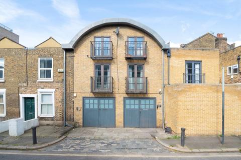 Fenwick Place, London SW9