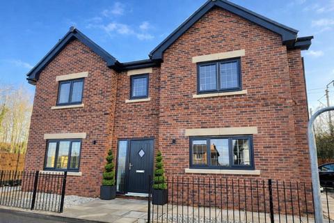 4 bedroom detached house for sale, Ladybridge Road, Cheadle Hulme, SK8