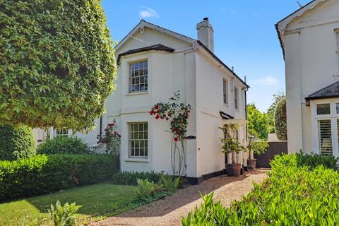 Church Road, Claygate, KT10