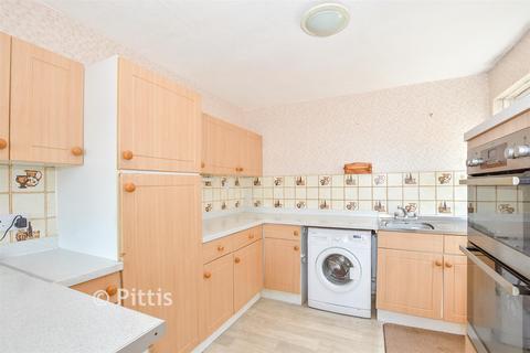 3 bedroom detached bungalow for sale, Perowne Way, Sandown PO36