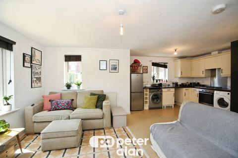 1 bedroom ground floor flat for sale, Tasker Square, Llanishen, Cardiff