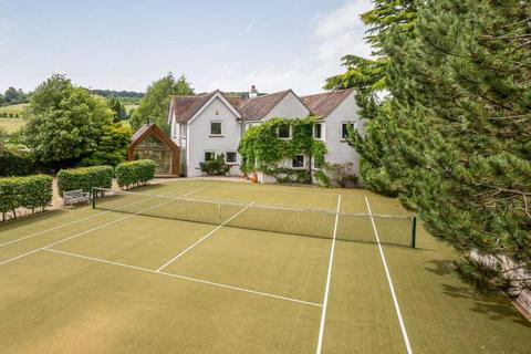 5 bedroom detached house for sale, Pheasants Hill, Hambleden, Henley-on-Thames, Buckinghamshire RG9