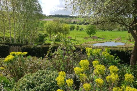 5 bedroom detached house for sale, Pheasants Hill, Hambleden, Henley-on-Thames, Buckinghamshire RG9