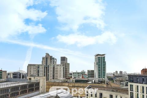 1 bedroom apartment to rent, The Hayes, Cardiff, CF10
