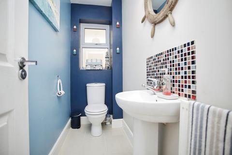 5 bedroom detached house for sale, Windmill Close, RUGBY