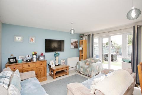 5 bedroom detached house for sale, Windmill Close, RUGBY
