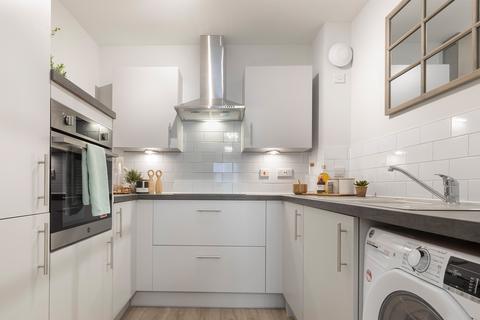 2 bedroom retirement property for sale, Plot 9, Two Bedroom Retirement Apartment at Dreton Lodge, Havant Road PO6