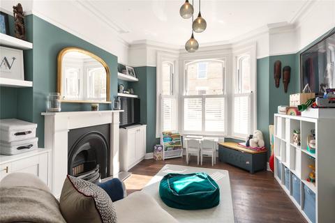4 bedroom end of terrace house for sale, Candahar Road, London, SW11