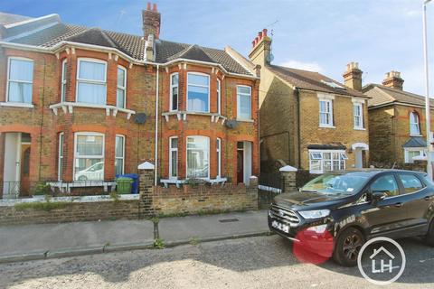 3 bedroom semi-detached house for sale, Park Road, Sittingbourne