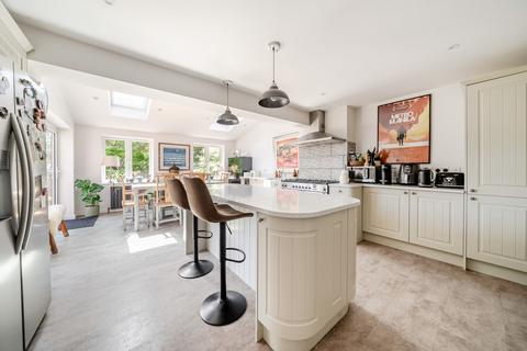 4 bedroom detached house for sale, Burnham Road, Alton, GU34