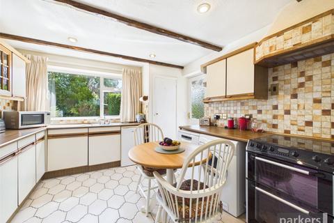 4 bedroom detached house for sale, Kennedy Gardens, Reading RG6