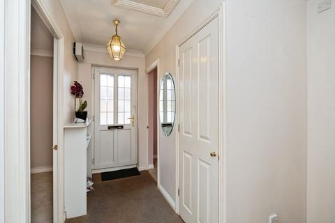 2 bedroom bungalow for sale, Cumberland Close, Ilford, IG6