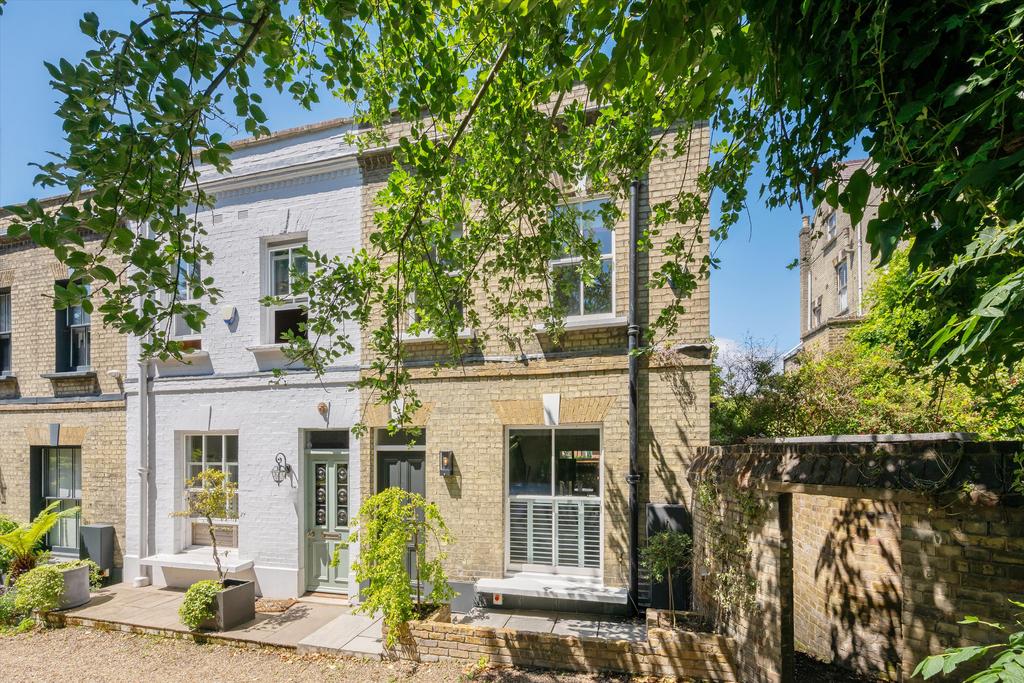 Detached house exterior