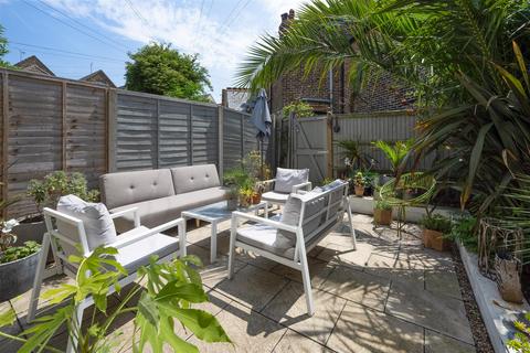 4 bedroom terraced house for sale, Harbour Street, Whitstable