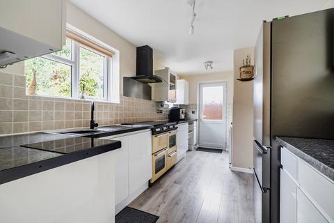 4 bedroom detached house for sale, Sheppard Close, Chippenham SN15