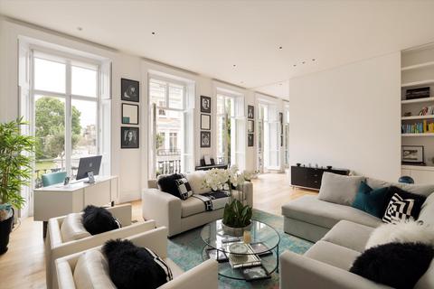 Onslow Gardens, London, SW7