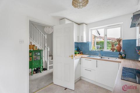 4 bedroom detached house for sale, Leigh Hunt Drive, N14