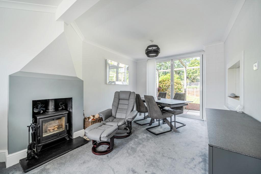 Sitting/Dining Room