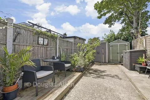 3 bedroom terraced house for sale – pohled 3