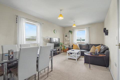 2 bedroom flat for sale, Paladine Way, Calverly Court, CV3
