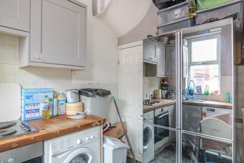 3 bedroom terraced house for sale, Paisley View, Leeds LS12