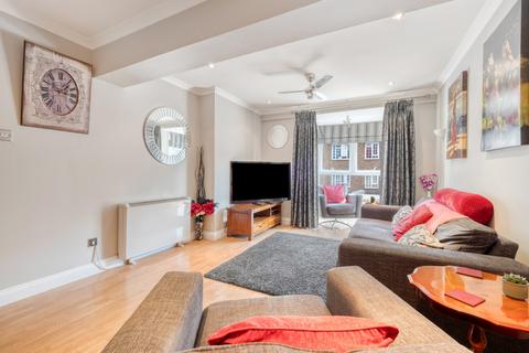 undefined, High Street, Sutton SM3