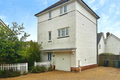 3 bedroom detached house for sale, Sandy Way, Rye TN31