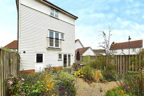 3 bedroom detached house for sale, Sandy Way, Rye TN31