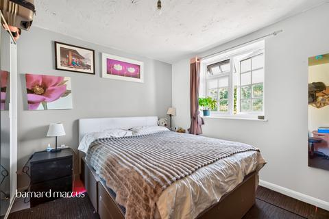undefined, Gables Close, London