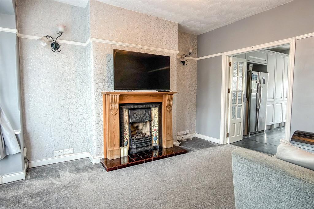 House in Oldham, Greater Manchester - View 3