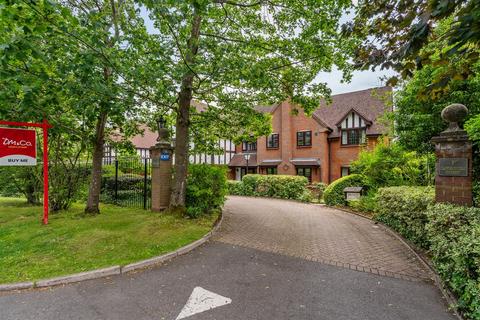 2 bedroom apartment for sale, Avenue Road, Dorridge, Solihull