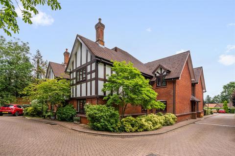 2 bedroom apartment for sale, Avenue Road, Dorridge, Solihull