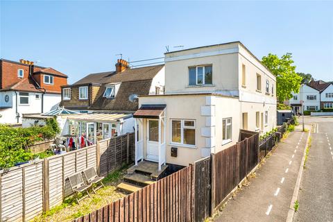 Minniedale, Surbiton KT5